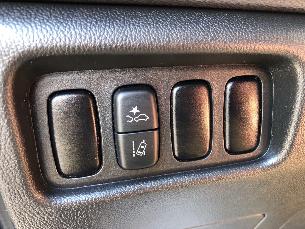 2022 Mitsubishi Outlander Image 37