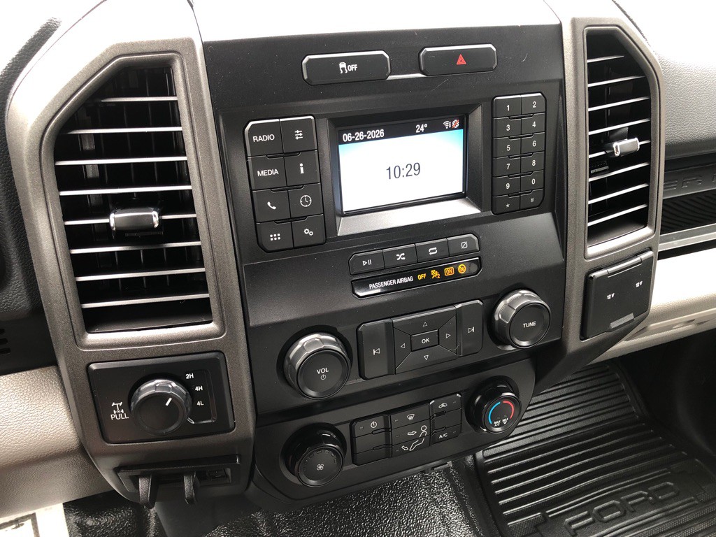 2022 Ford F-350 Image 26