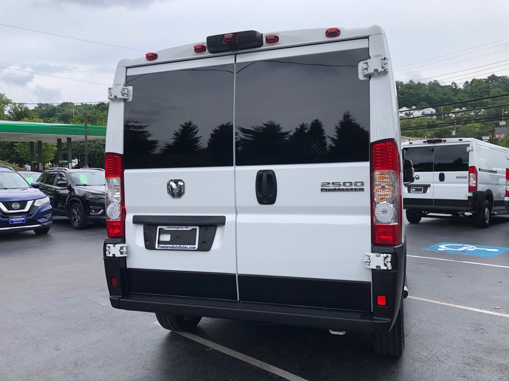 2025 RAM Promaster Image 5