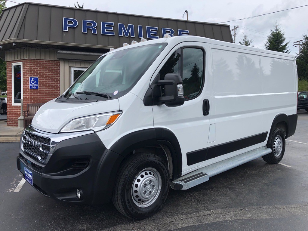 2025 RAM Promaster Image 10
