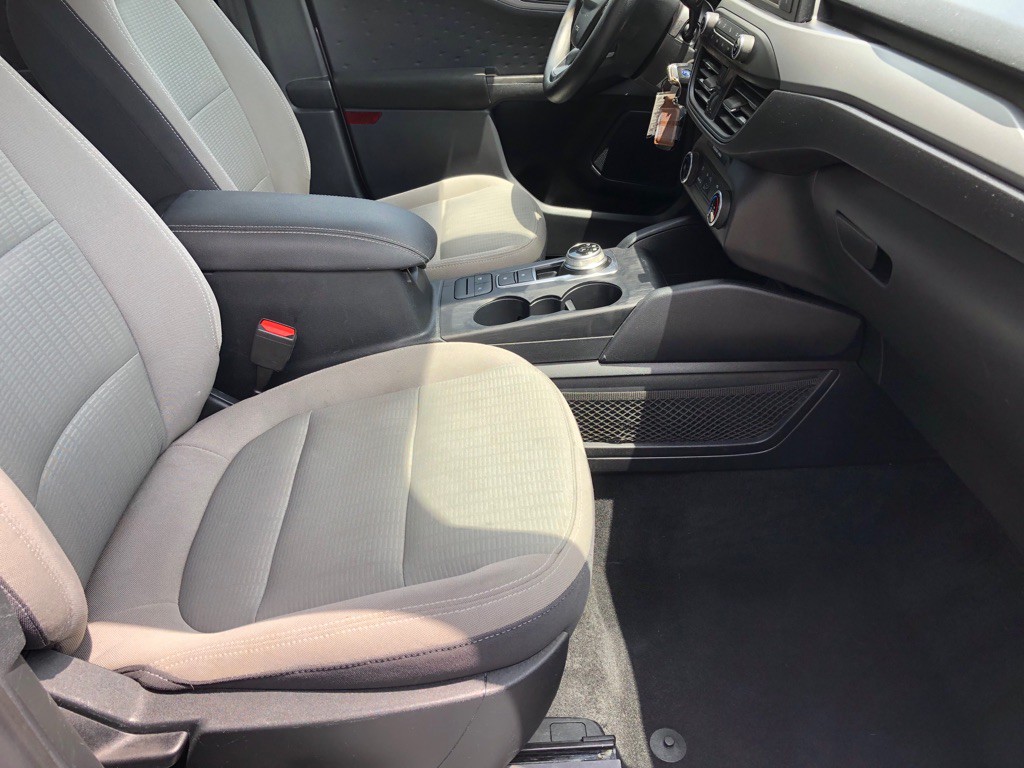 2020 Ford Escape Image 24