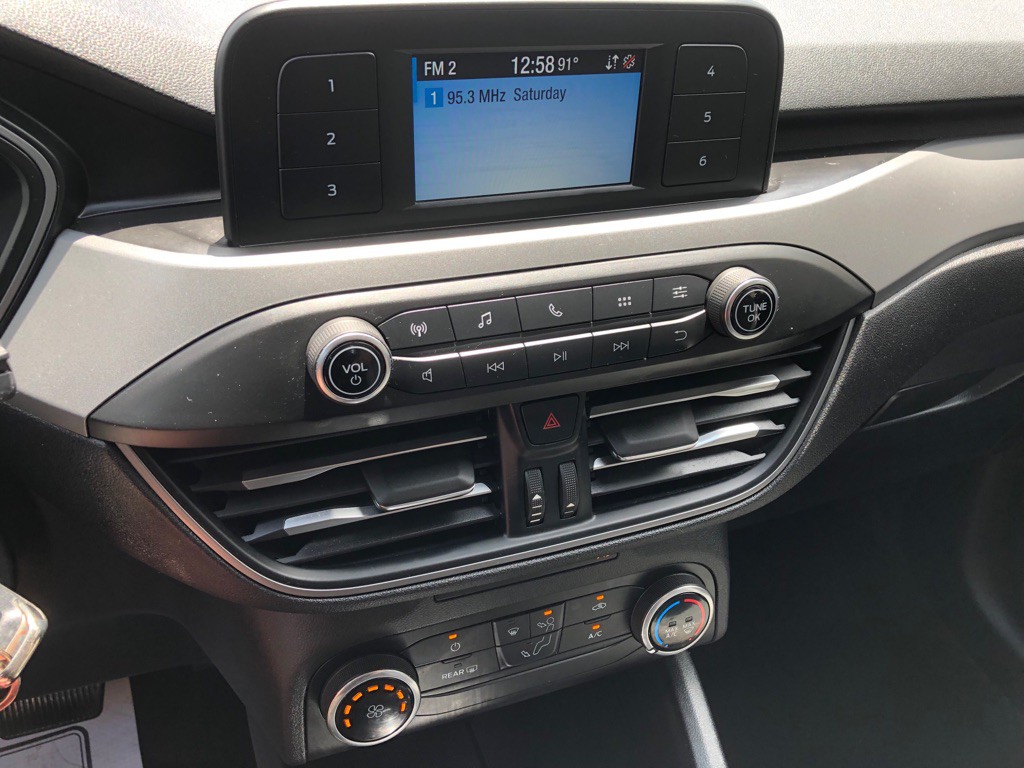 2020 Ford Escape Image 27