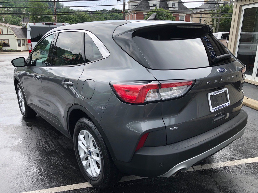 2021 Ford Escape Image 4