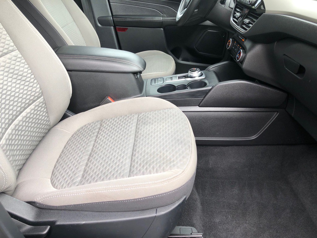 2021 Ford Escape Image 24