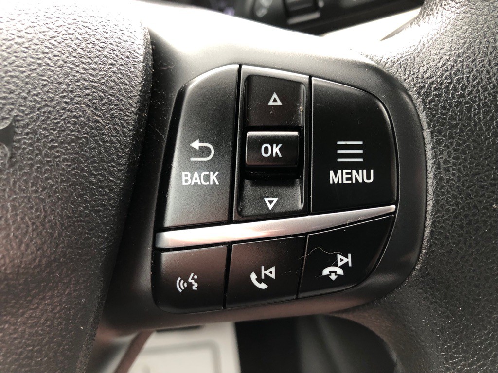 2021 Ford Escape Image 32