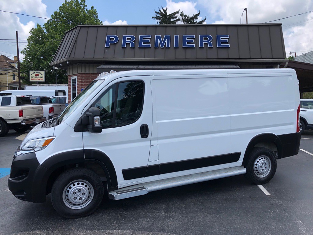 2025 RAM Promaster Image 2