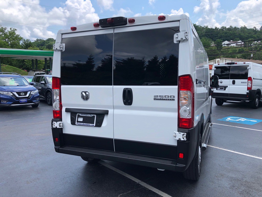 2025 RAM Promaster Image 5