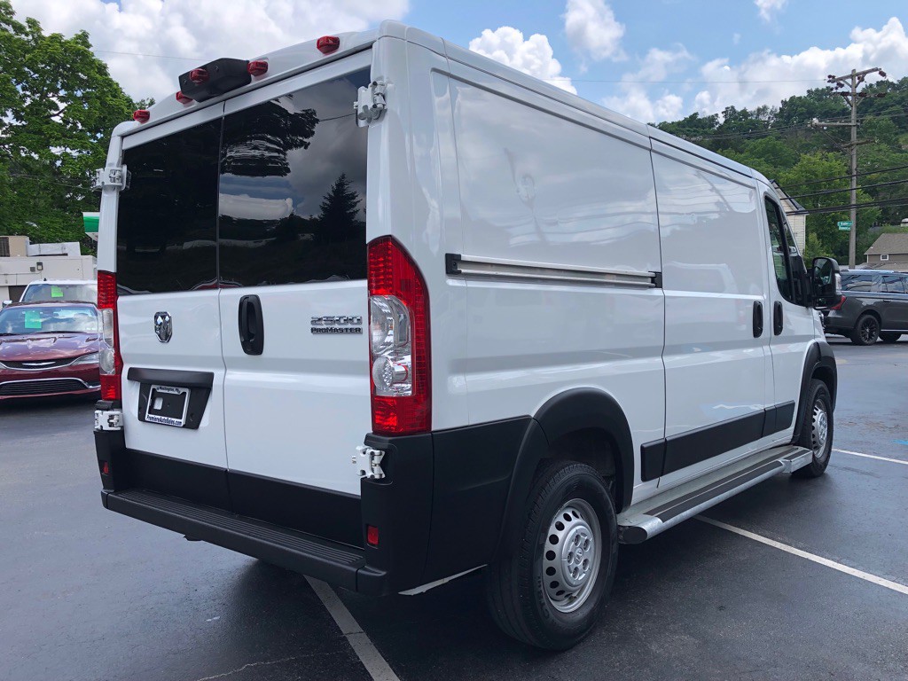 2025 RAM Promaster Image 6