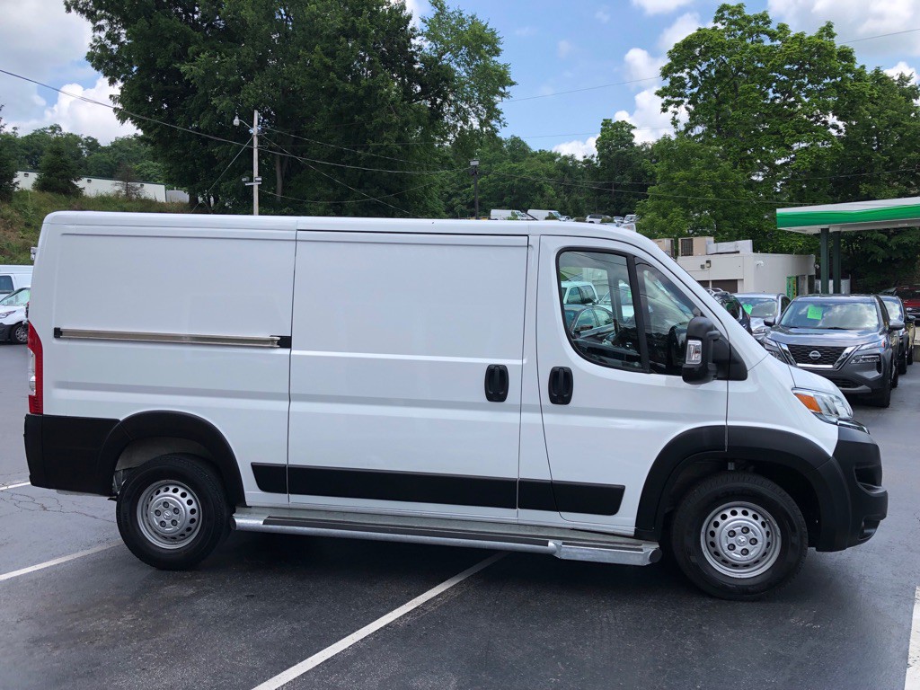 2025 RAM Promaster Image 7
