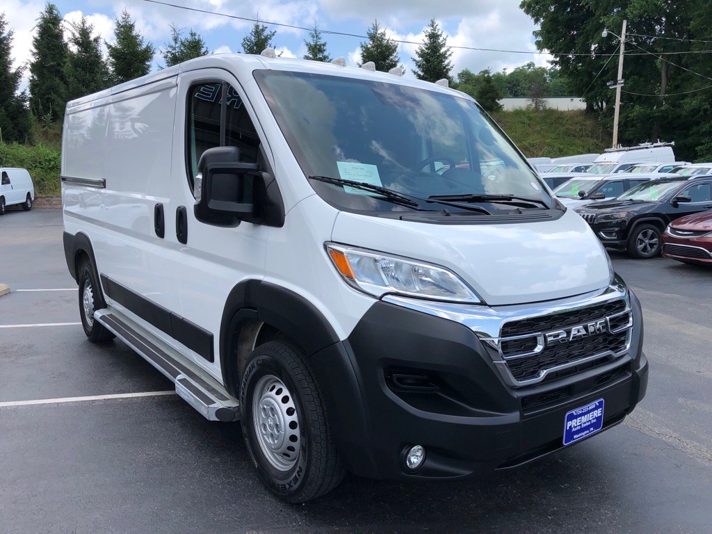 2025 RAM Promaster Image 8