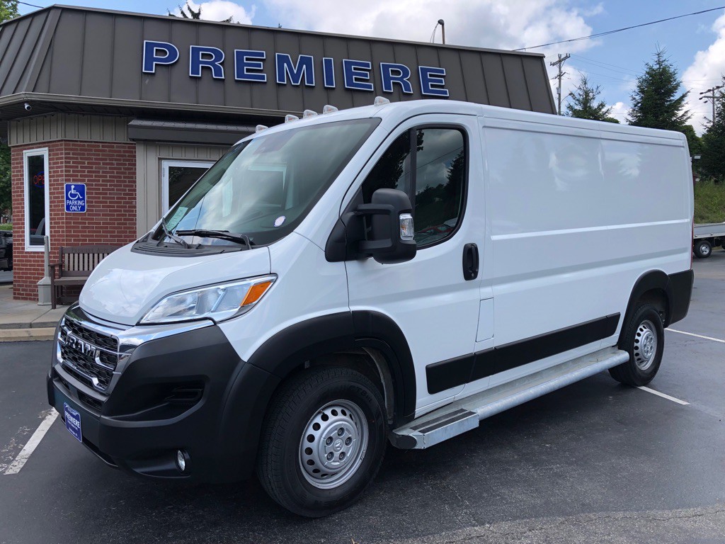 2025 RAM Promaster Image 10