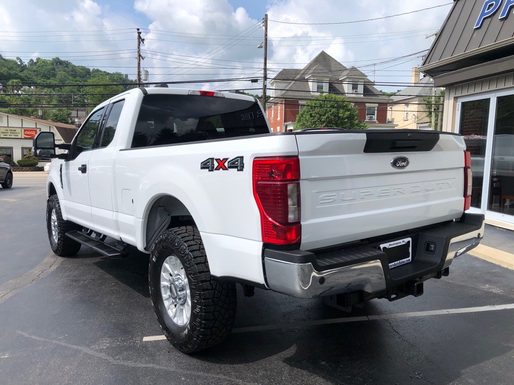 2022 Ford F-250 Image 4