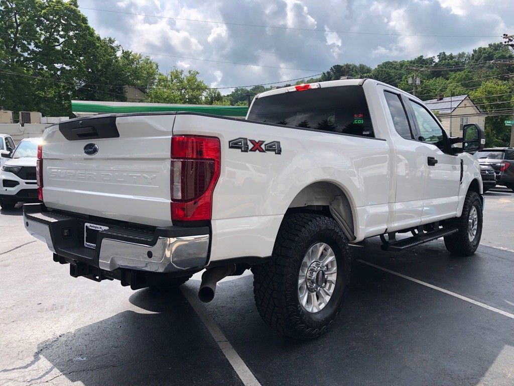 2022 Ford F-250 Image 6