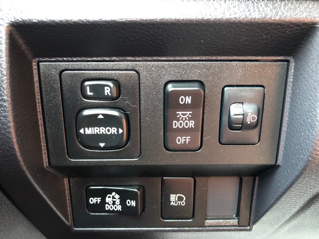 2021 Toyota Tundra Image 37