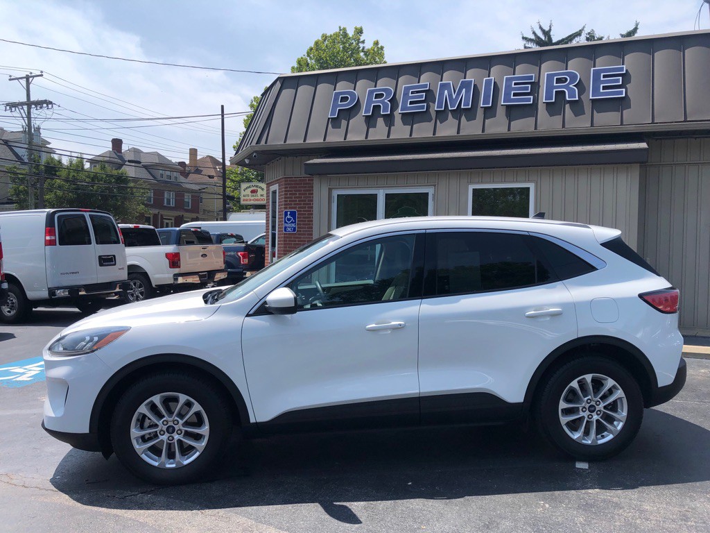 2020 Ford Escape Image 3