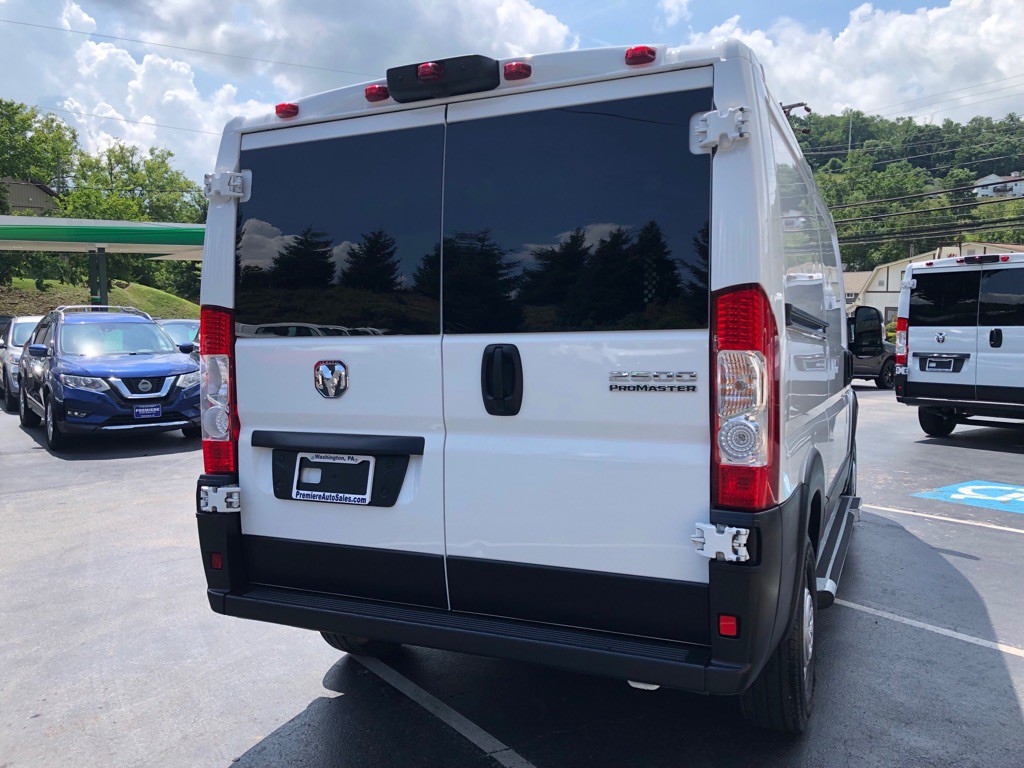 2025 RAM Promaster Image 5