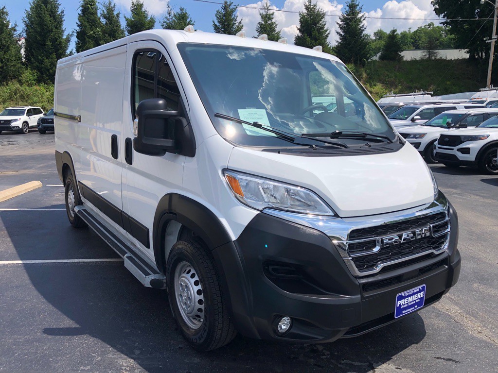 2025 RAM Promaster Image 8