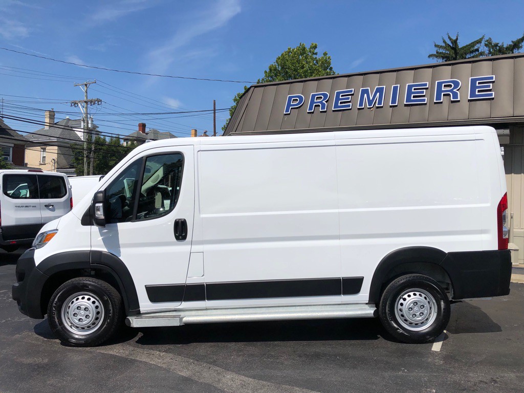 2025 RAM Promaster Image 3