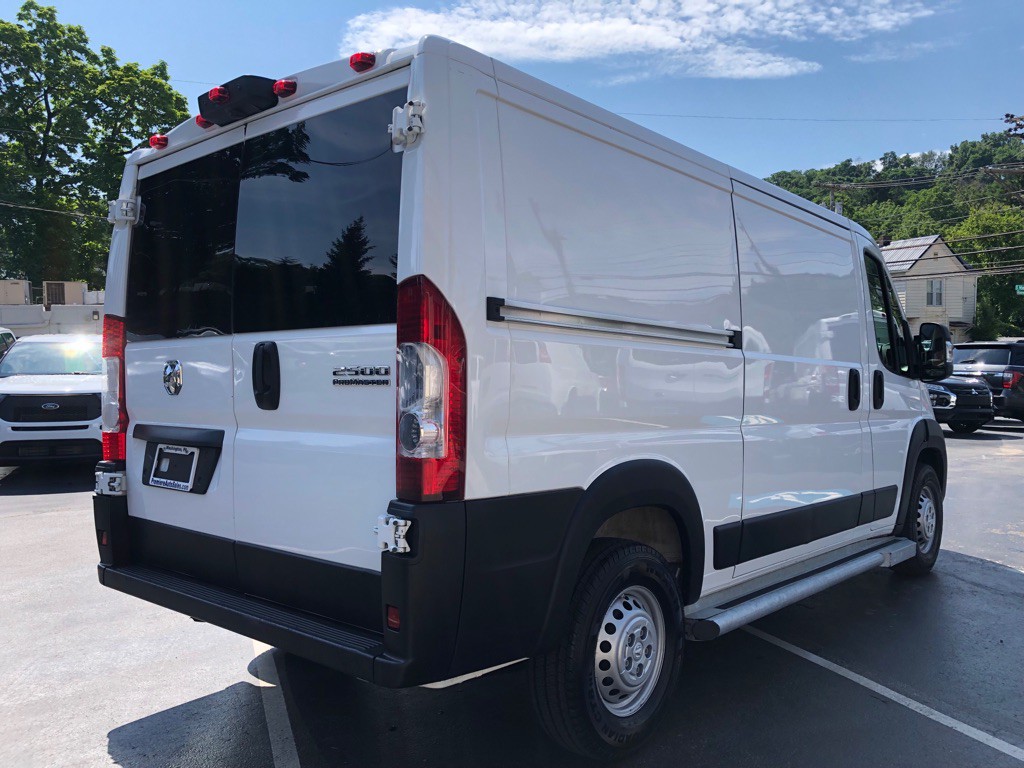 2025 RAM Promaster Image 6