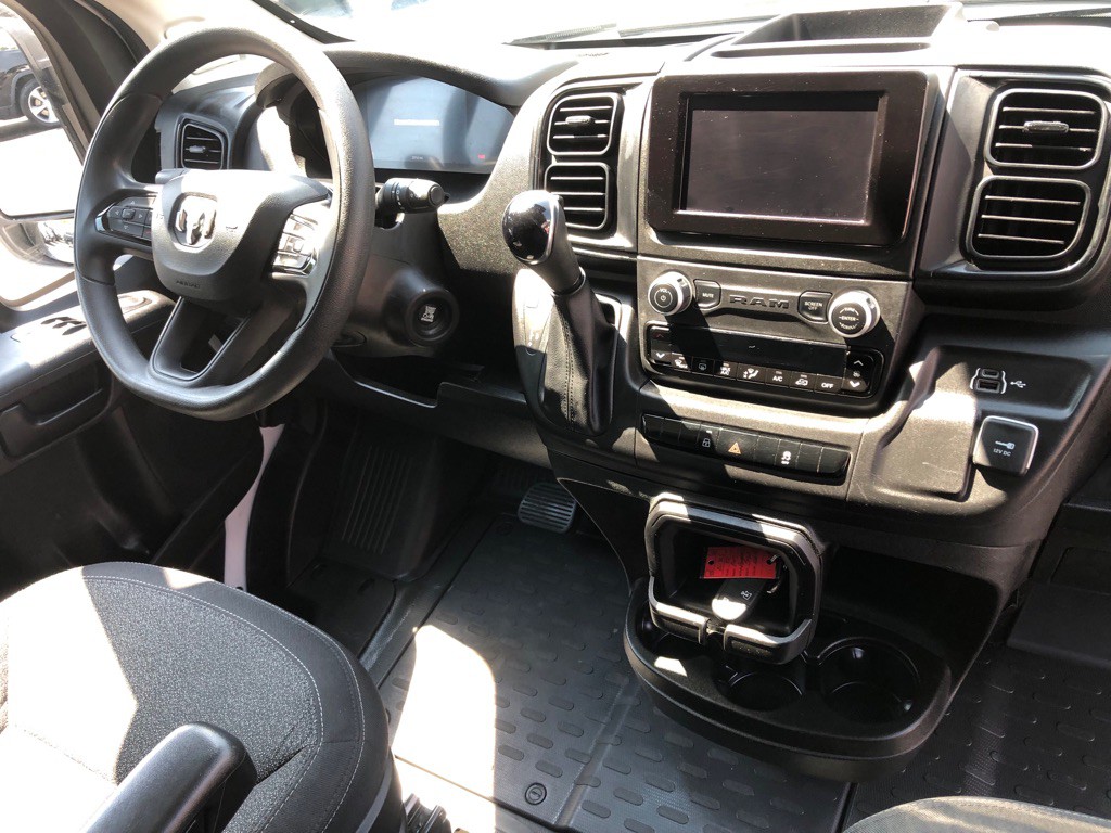2025 RAM Promaster Image 24