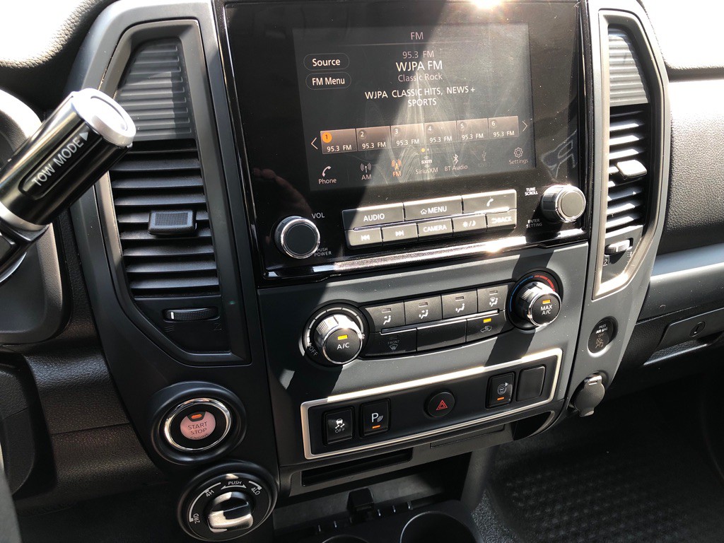 2022 Nissan Titan Image 28