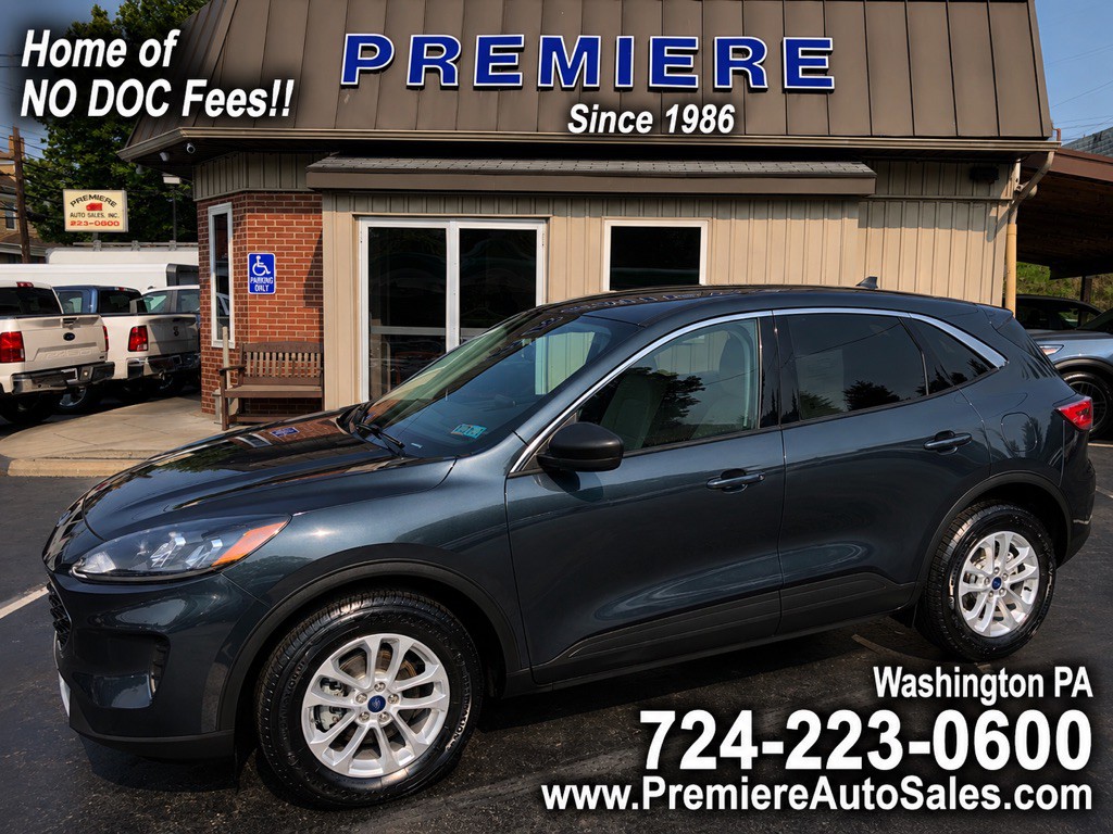 2022 Ford Escape Image 1