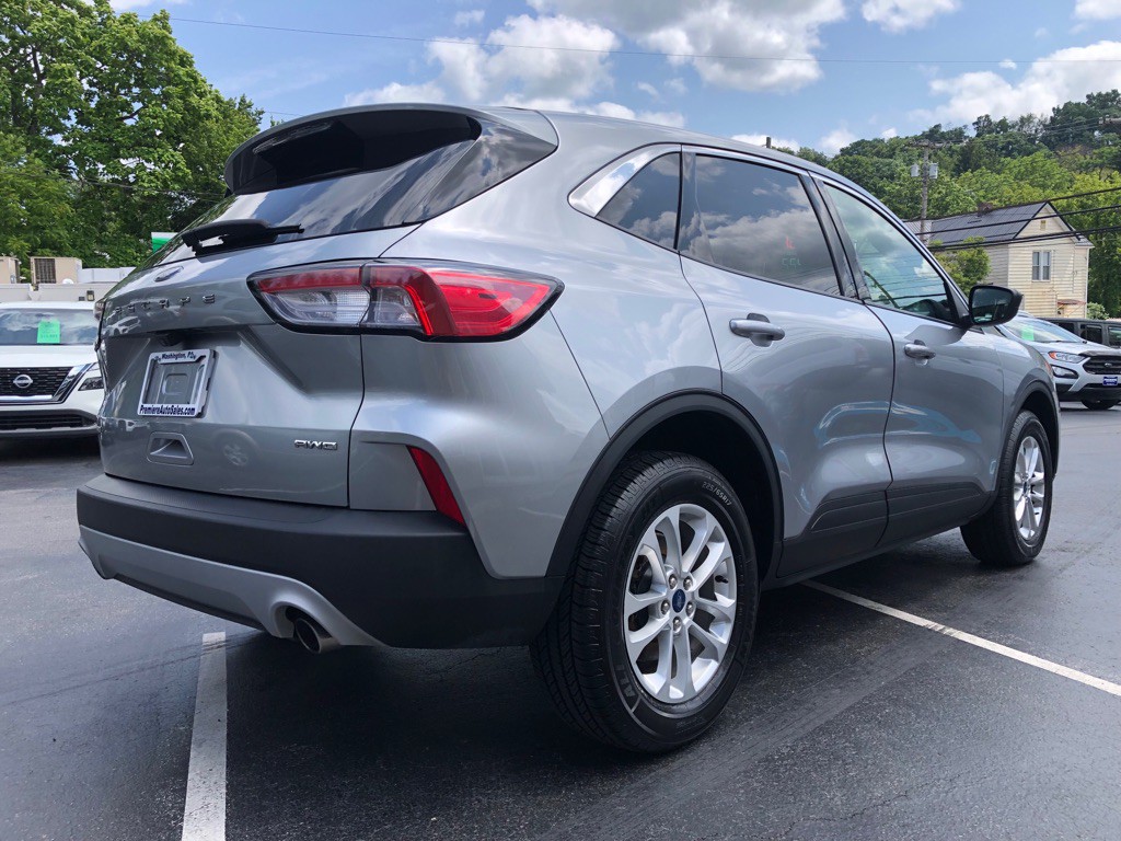 2022 Ford Escape Image 6
