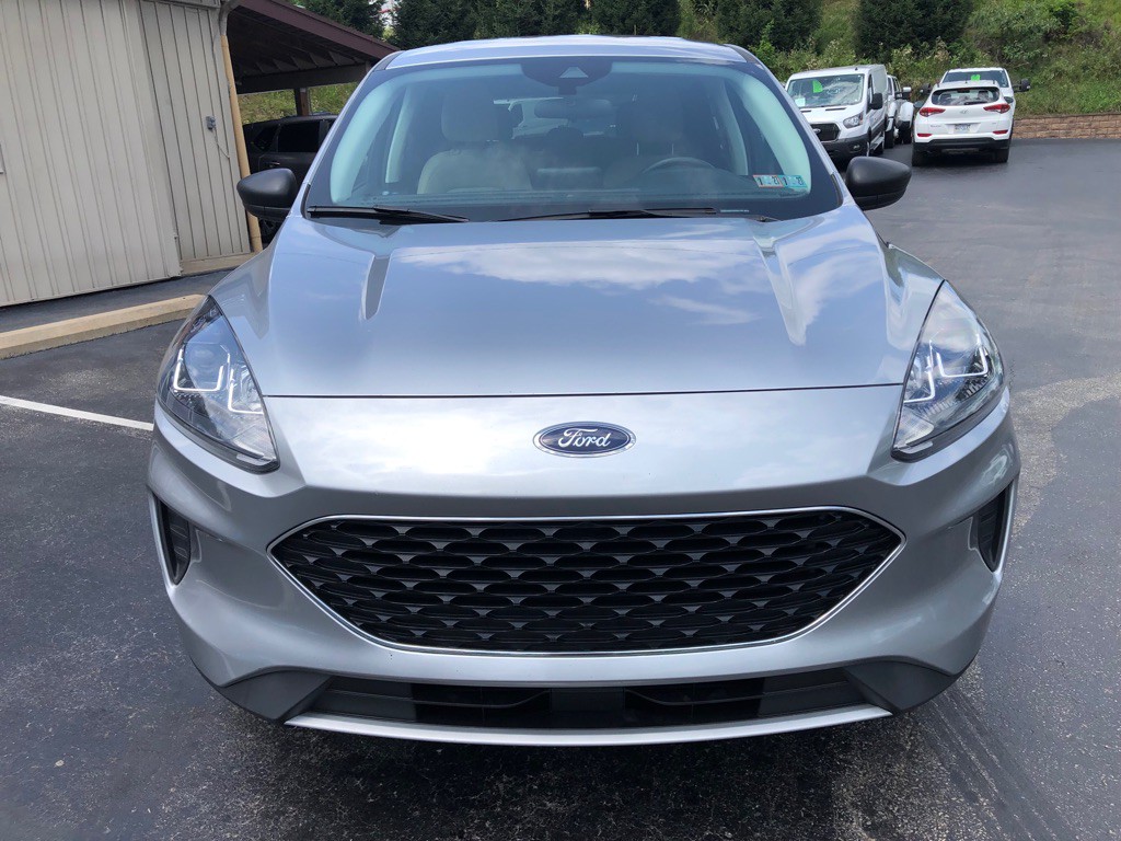 2022 Ford Escape Image 9