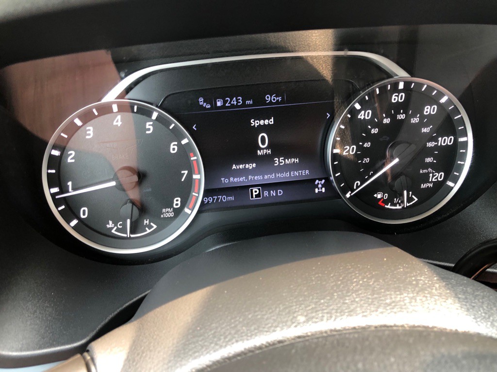 2022 Nissan Titan Image 37