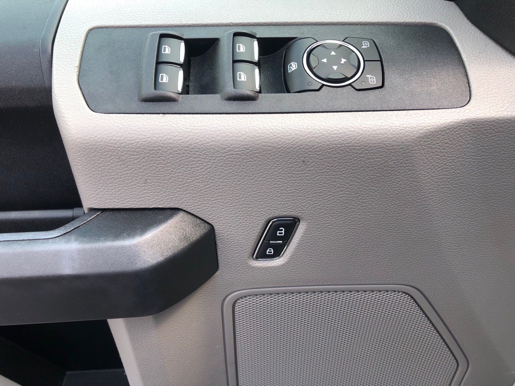 2017 Ford F-250 Image 20