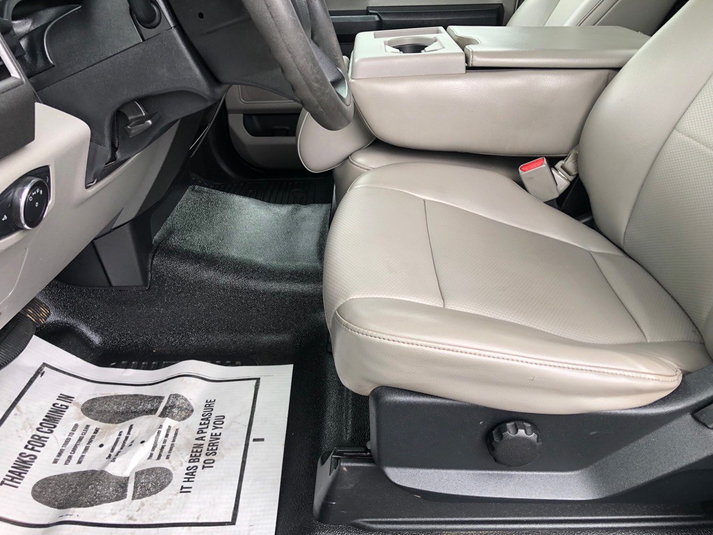 2017 Ford F-250 Image 20