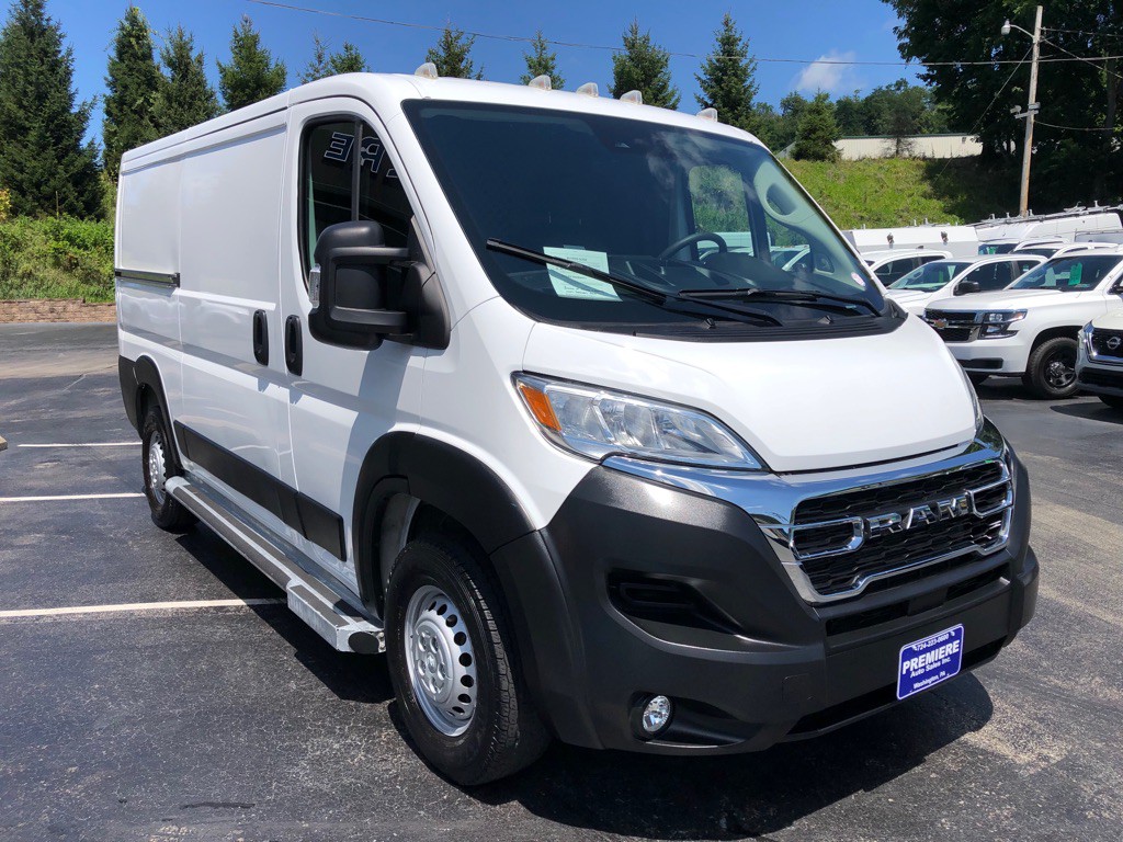 2025 RAM Promaster Image 8