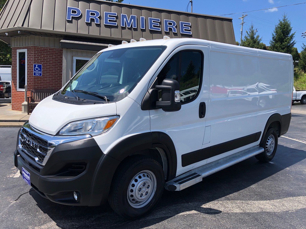 2025 RAM Promaster Image 10