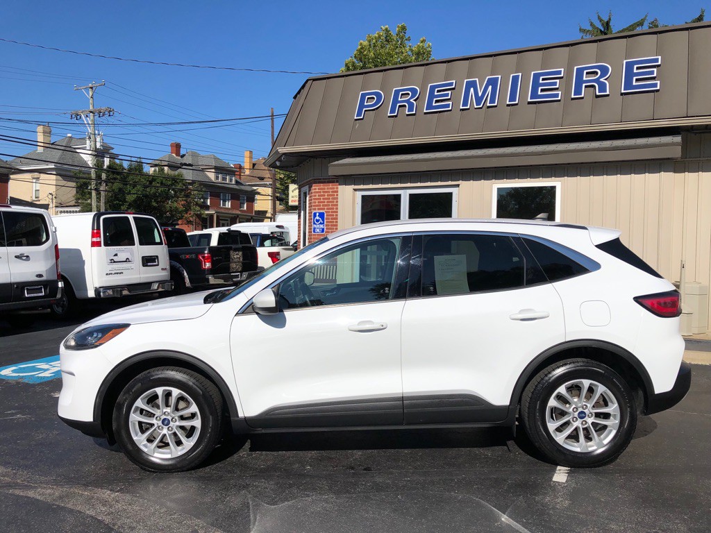 2021 Ford Escape Image 3