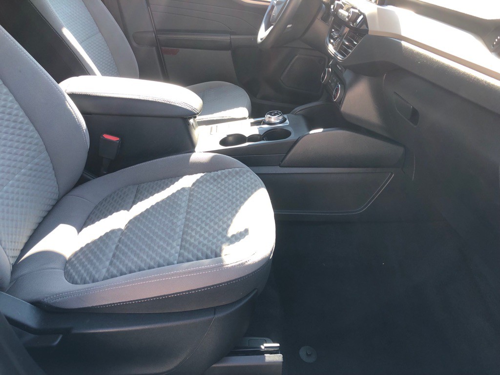2021 Ford Escape Image 25