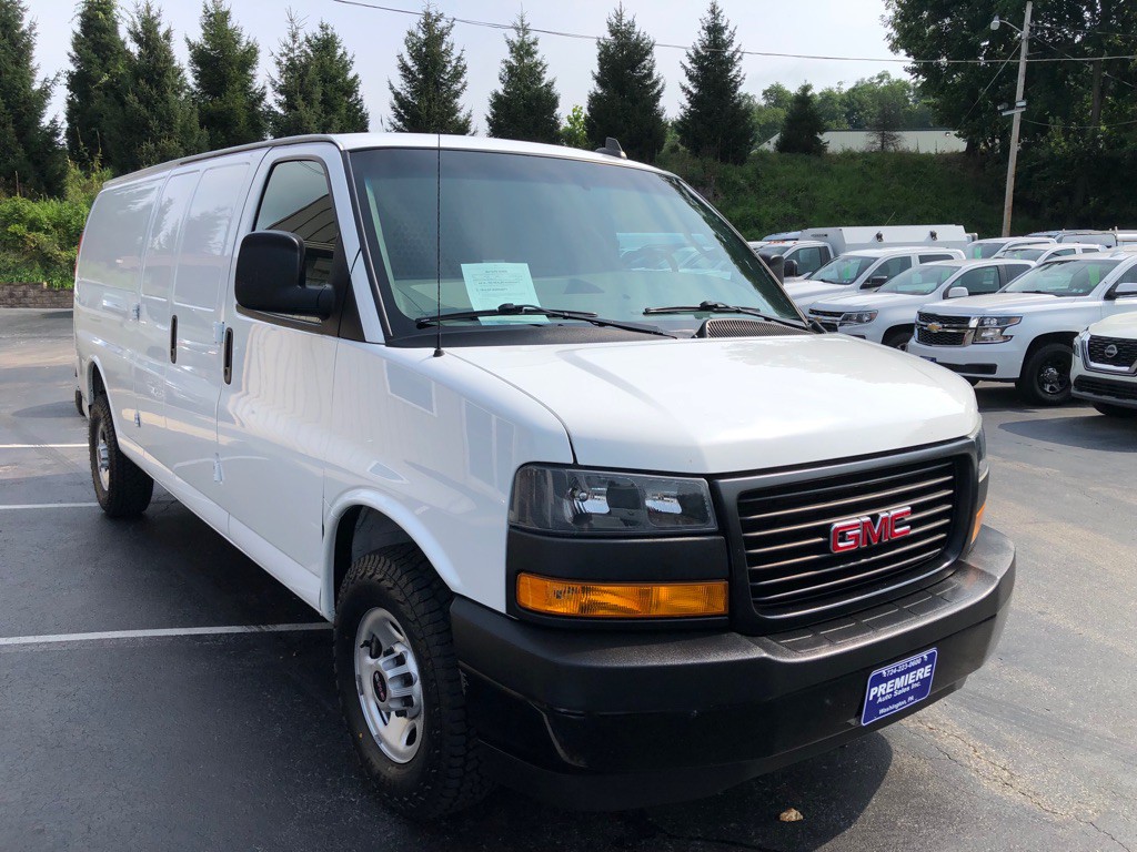 2023 GMC Savana Image 8