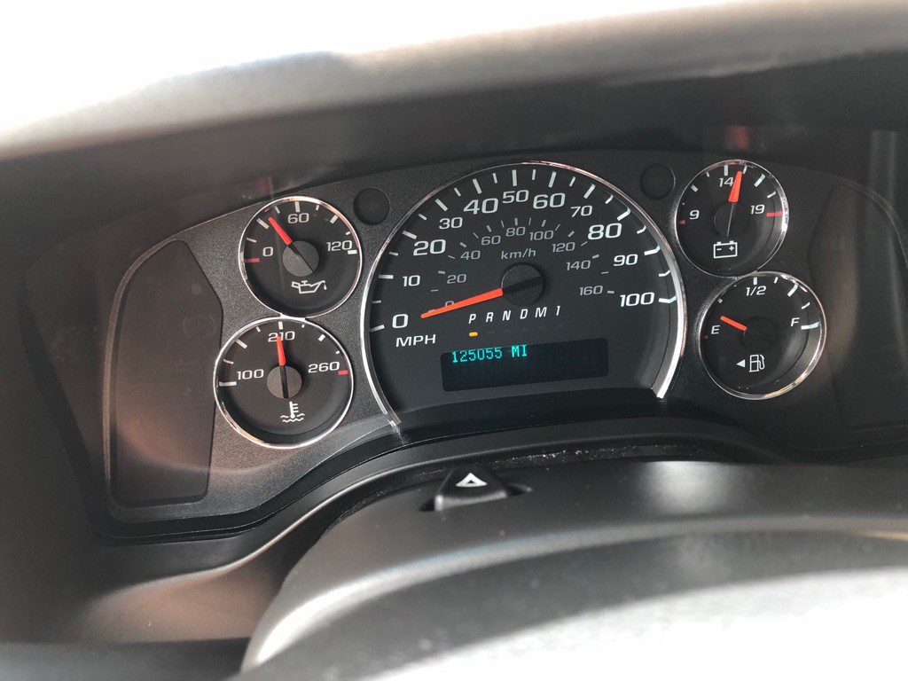 2023 GMC Savana Image 34