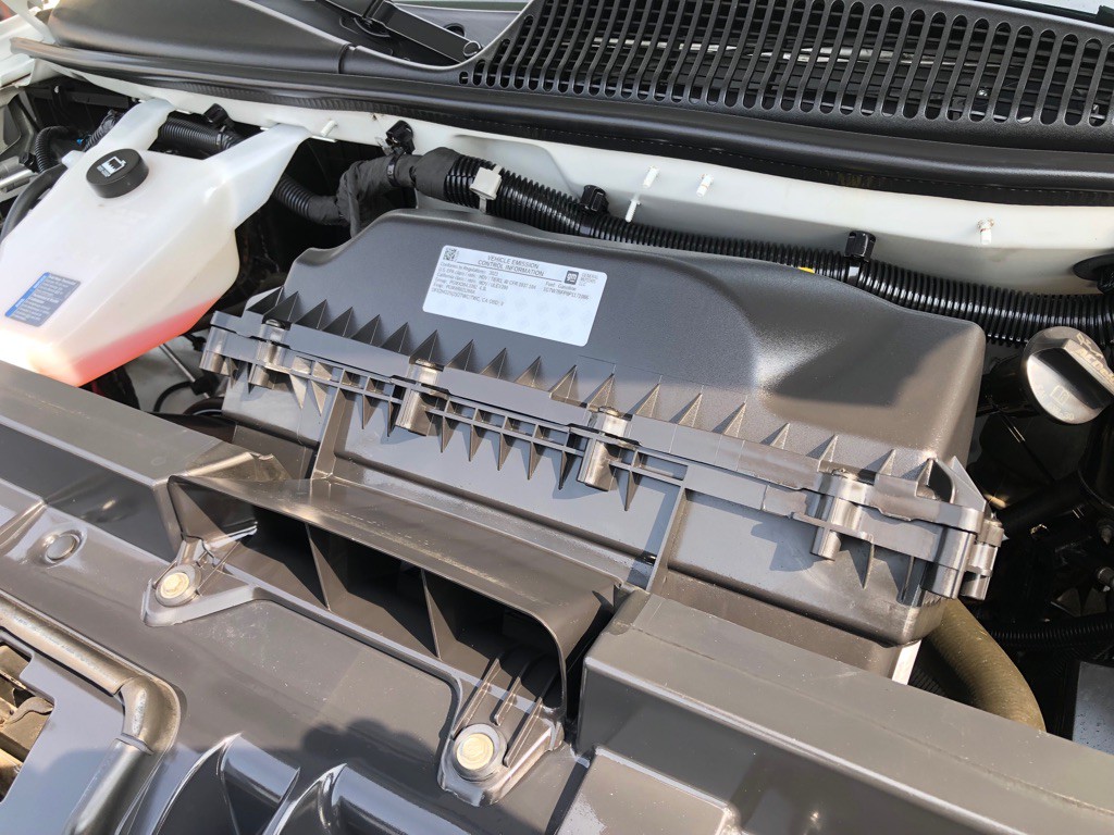 2023 GMC Savana Image 37