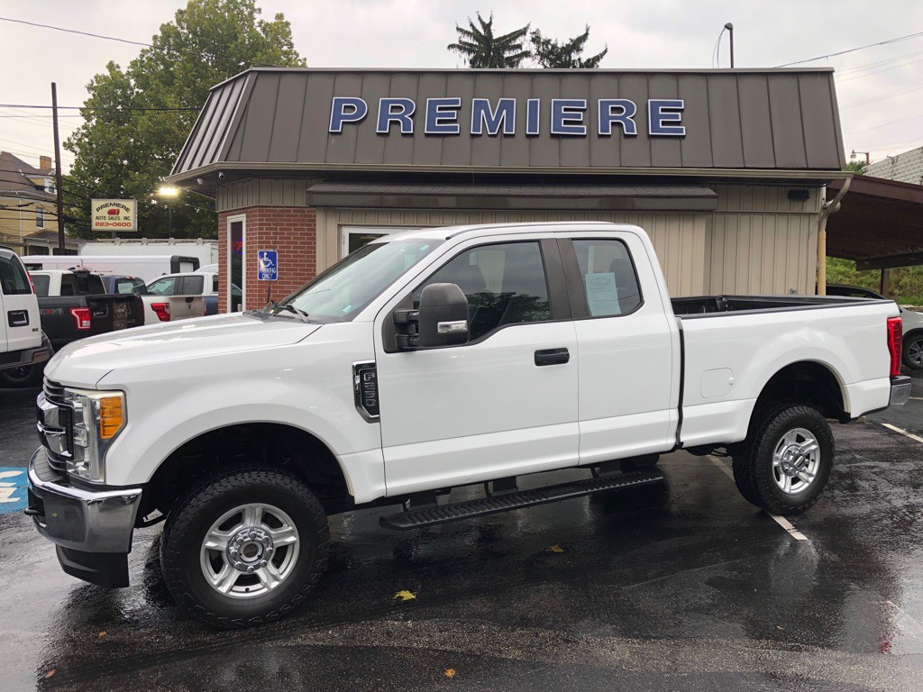 2017 Ford F-250 Image 2