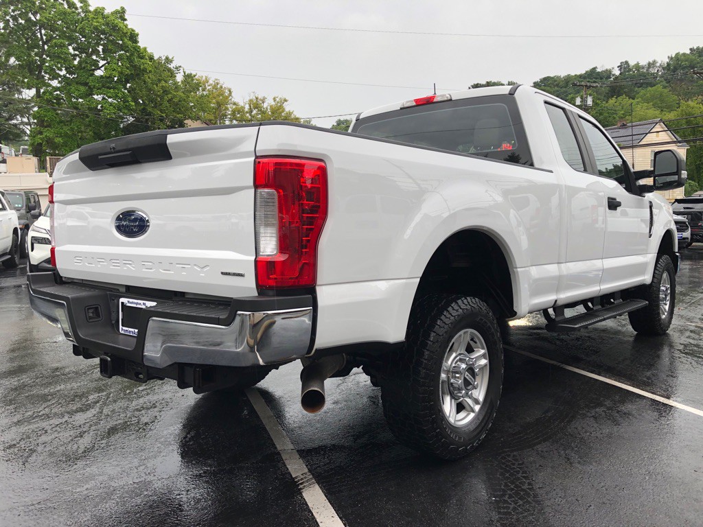 2017 Ford F-250 Image 6