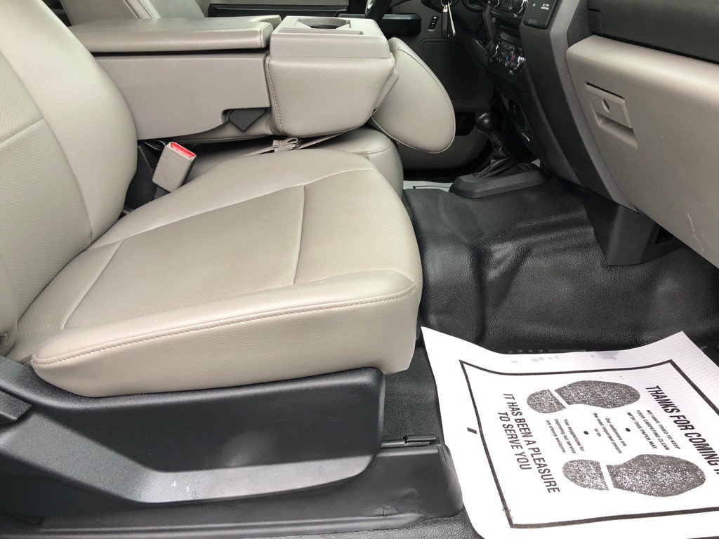 2017 Ford F-250 Image 24