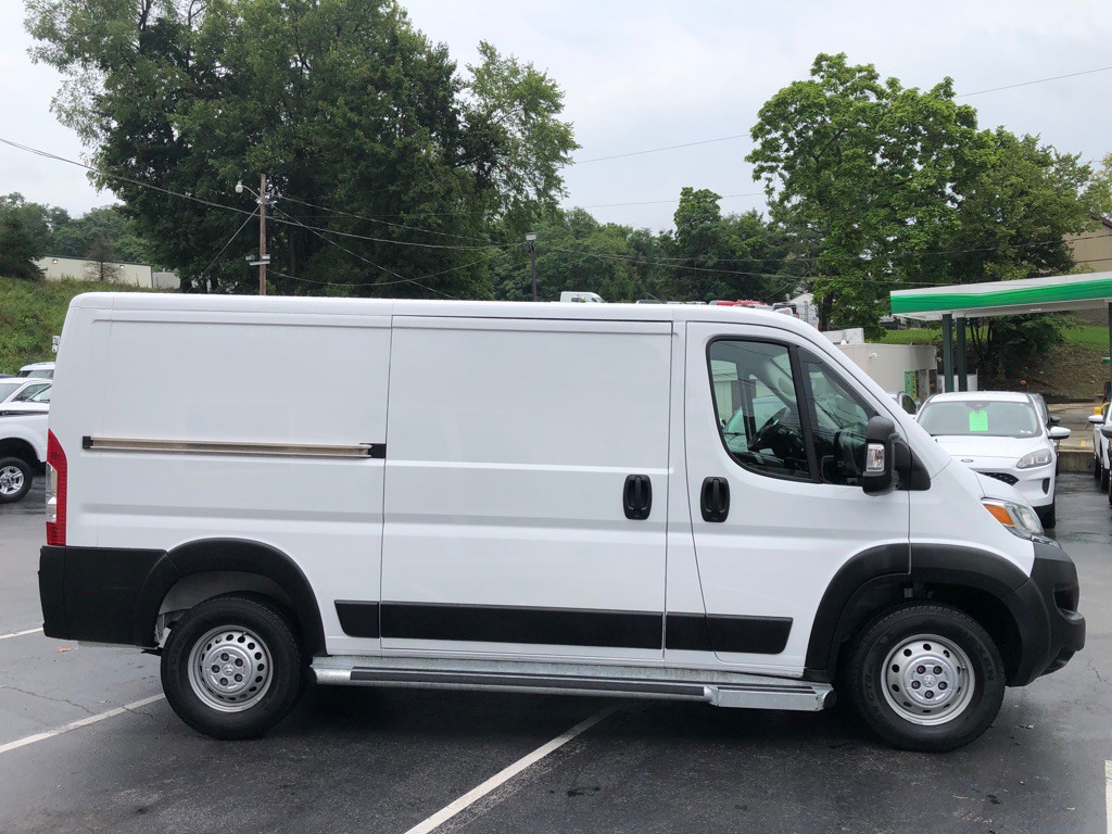 2025 RAM Promaster Image 7