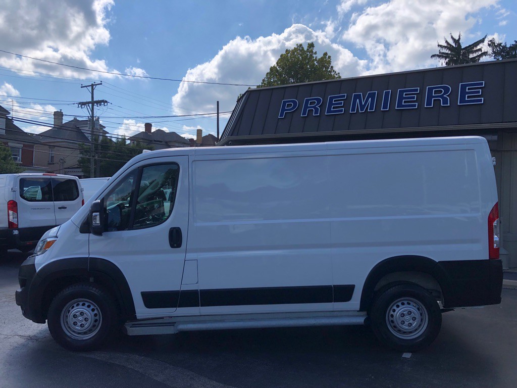 2025 RAM Promaster Image 3