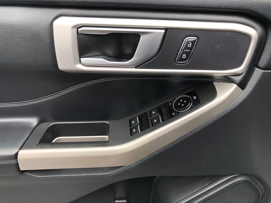 2023 Ford Explorer Image 18