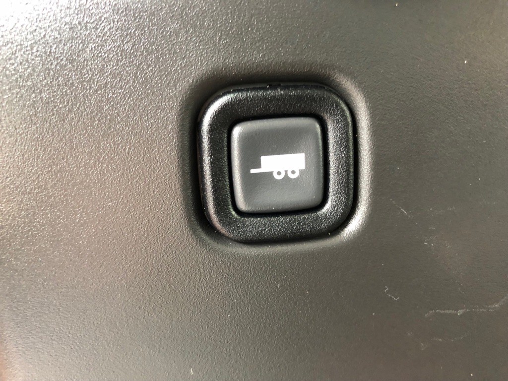 2025 GMC Savana Image 30