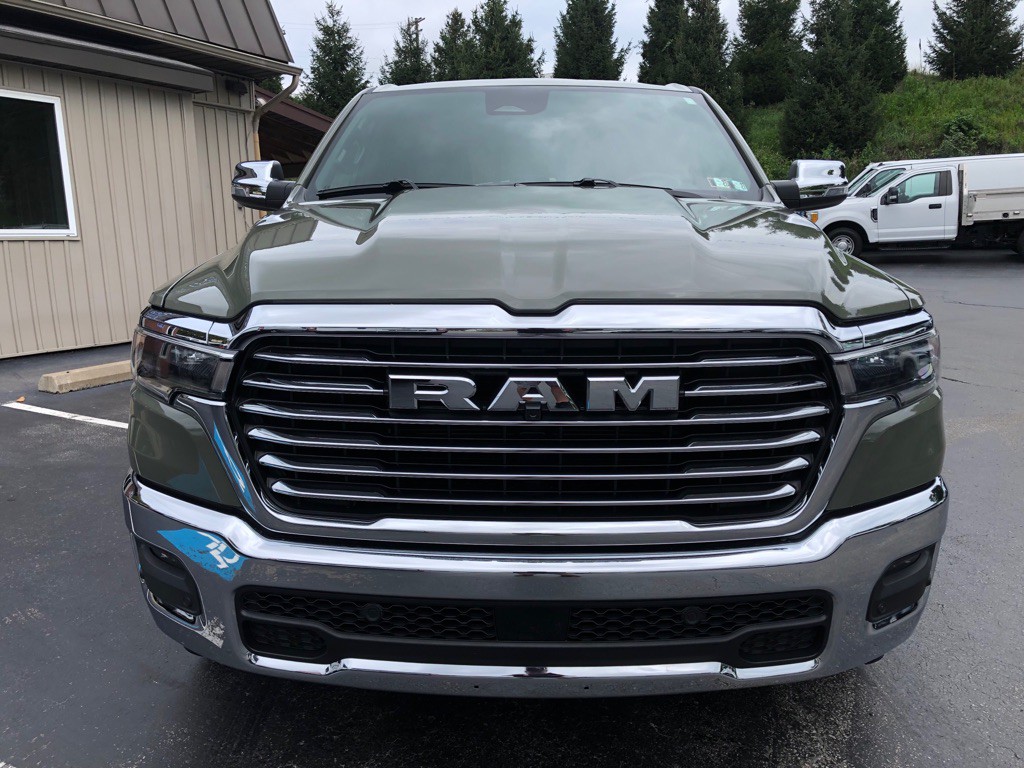 2026 RAM 1500 Image 9