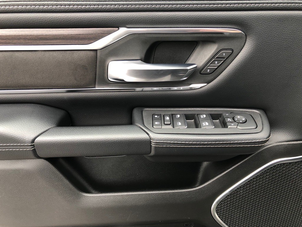 2026 RAM 1500 Image 21