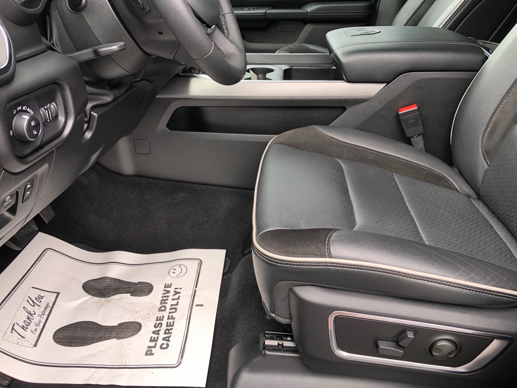 2026 RAM 1500 Image 22