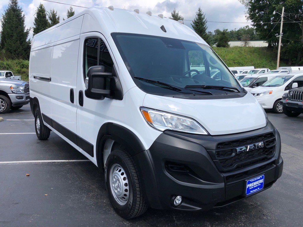 2025 RAM Promaster Image 8