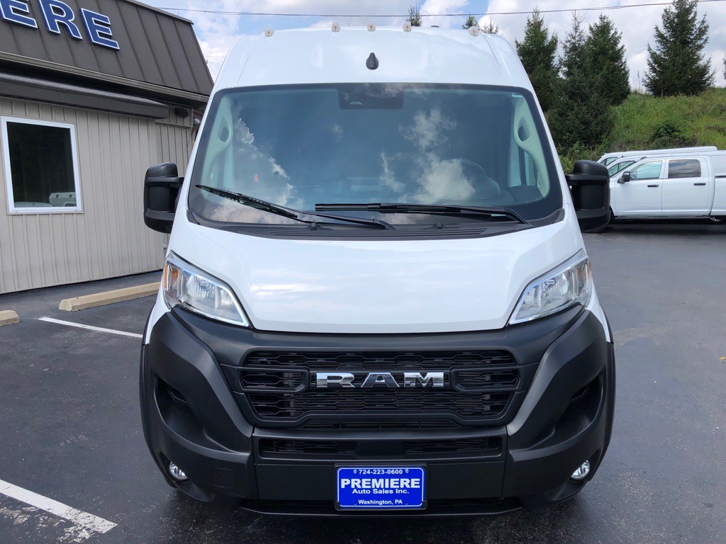 2025 RAM Promaster Image 9